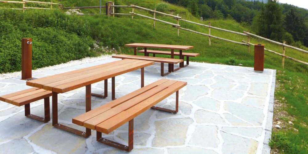 Banco BULL para parques y espacios públicos