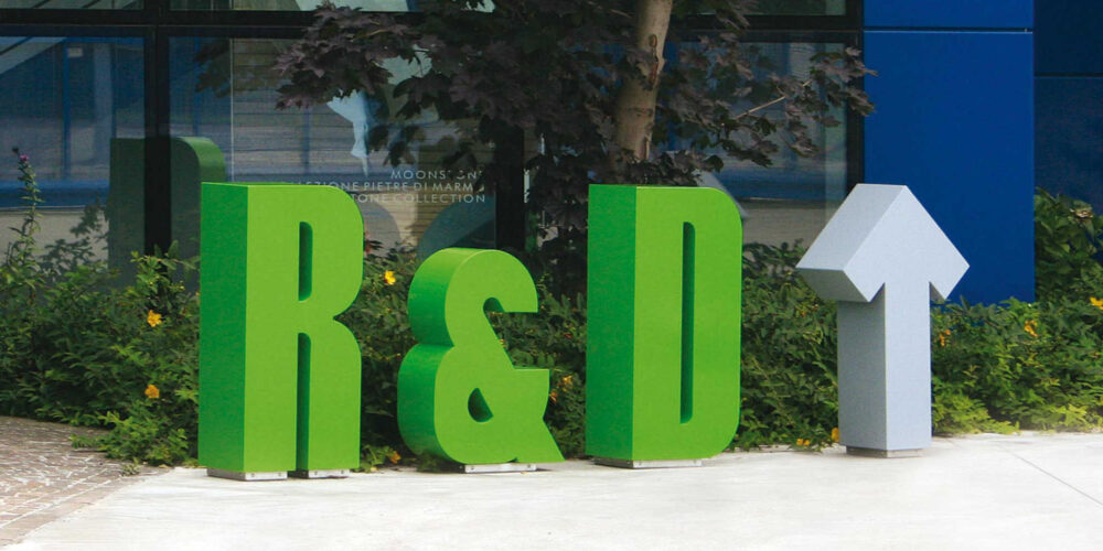 Letras urbanas LETTERE para parques y espacios públicos