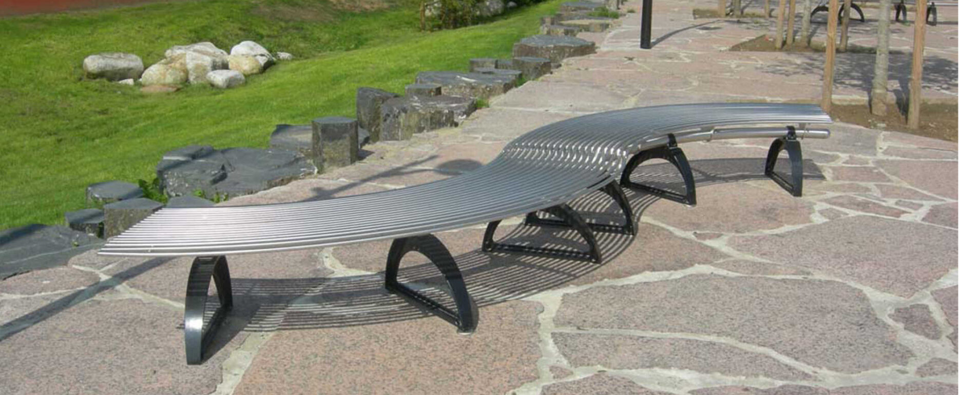 Banco colección LIBRE SETTORE para parques y espacios públicos