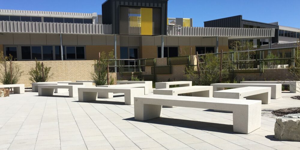 Banco SARAH para parques y espacios públicos