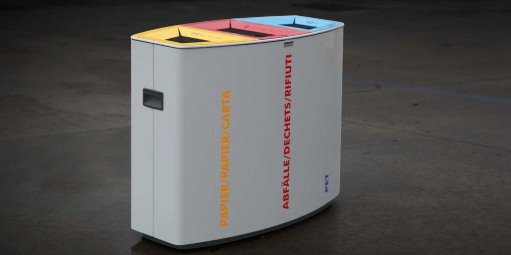 Papelera de recogida selectiva AERO para parques y espacios públicos