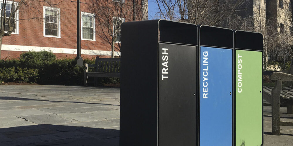 Papelera de recogida selectiva BOX SOLID para parques y espacios públicos