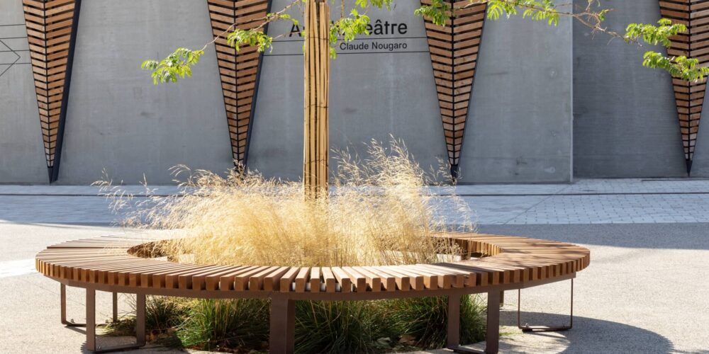 Asientos y jardineras COBRA para parques y espacios públicos