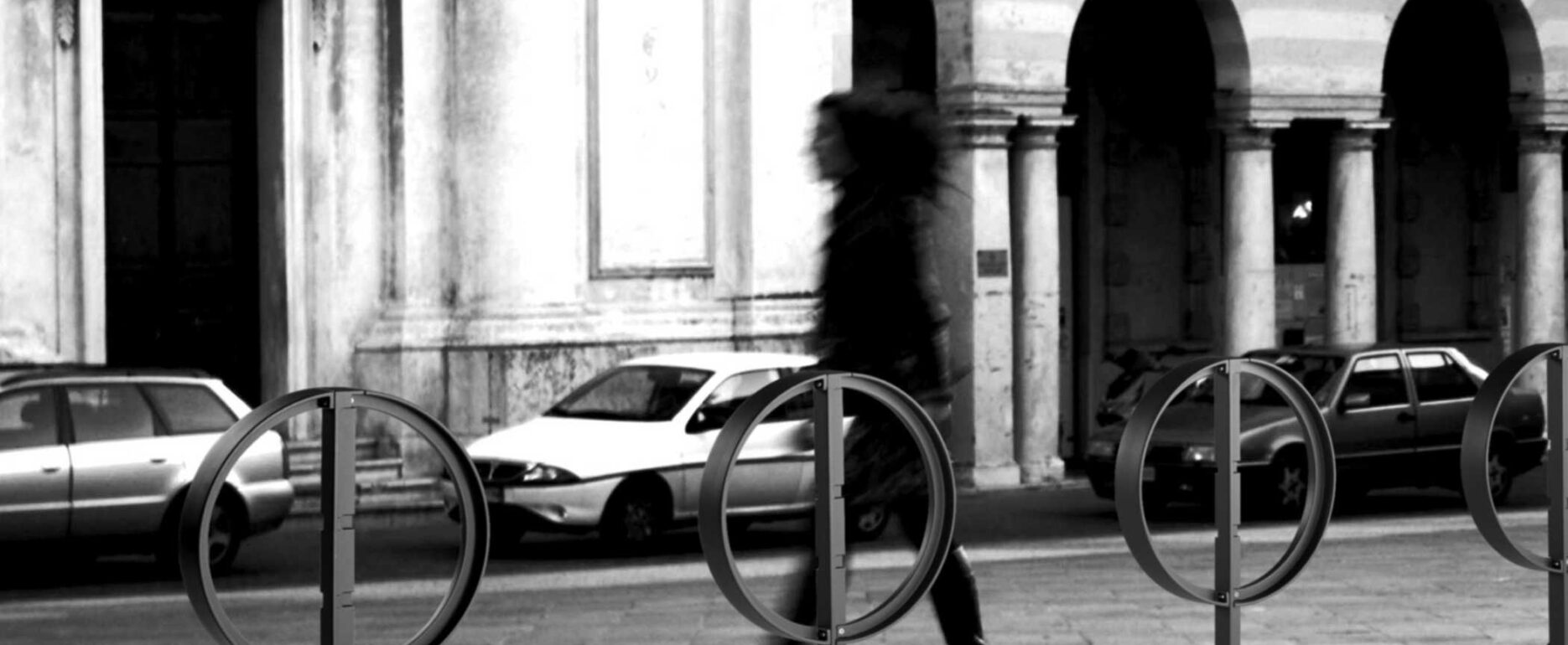 Aparcabicicletas CYCLUS para parques y espacios públicos