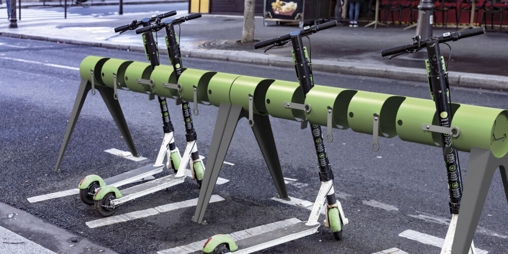 Aparcapatinetes MOMÒ para parques y espacios públicos