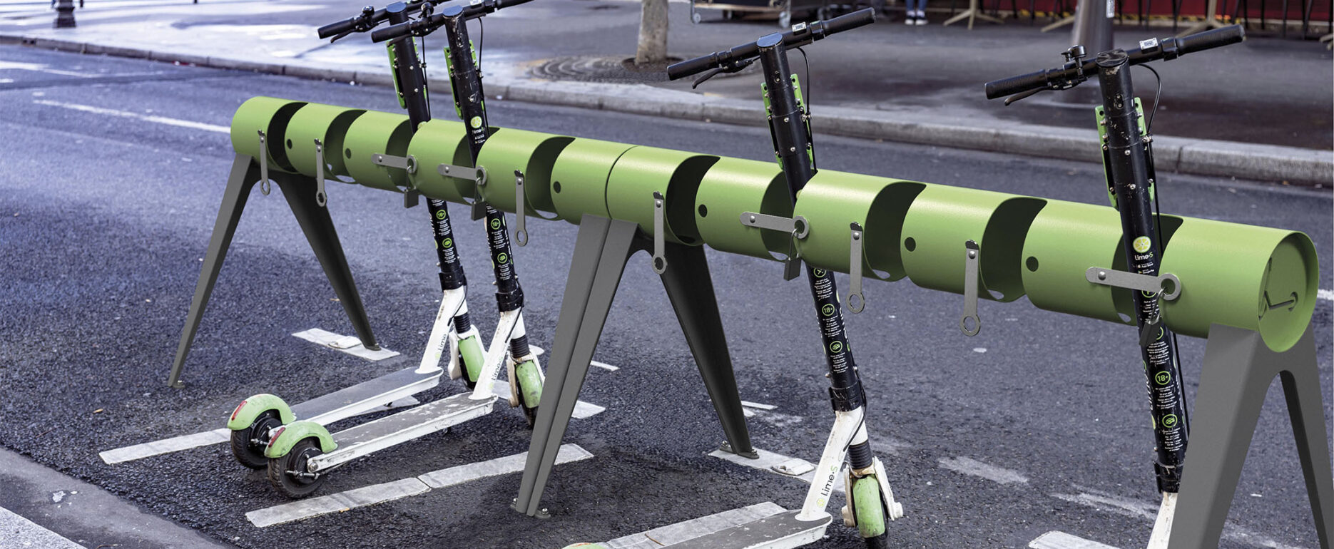 Aparcapatinetes MOMÒ para parques y espacios públicos