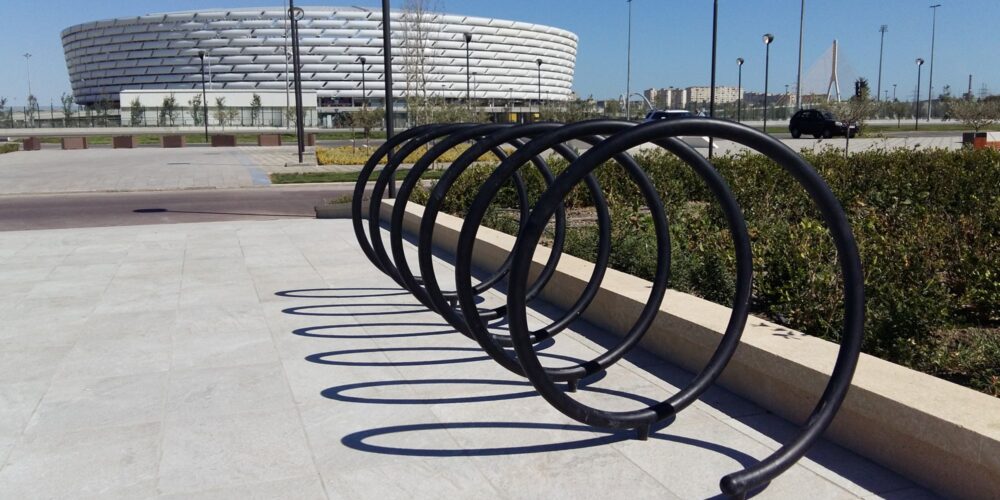 Aparcabicicletas SPYRA para parques y espacios públicos