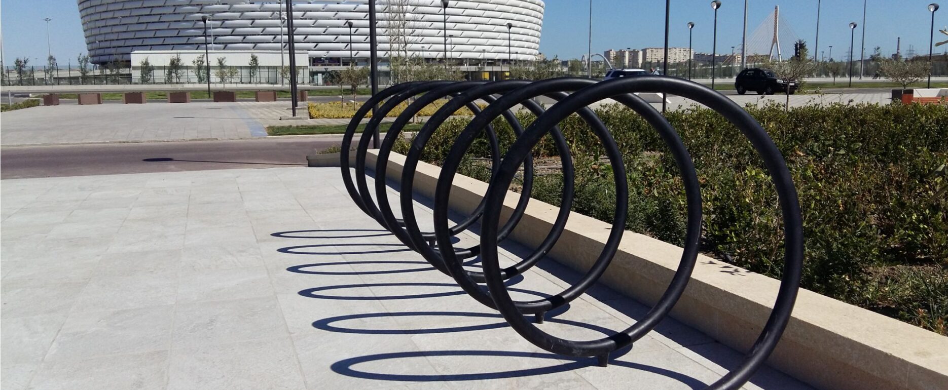 Aparcabicicletas SPYRA para parques y espacios públicos