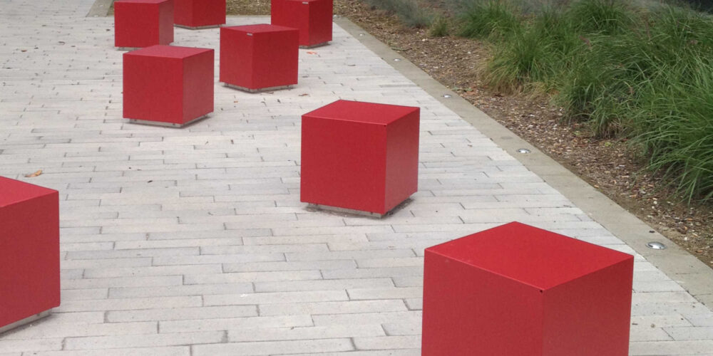 Disuasor CUBE para parques y espacios públicos