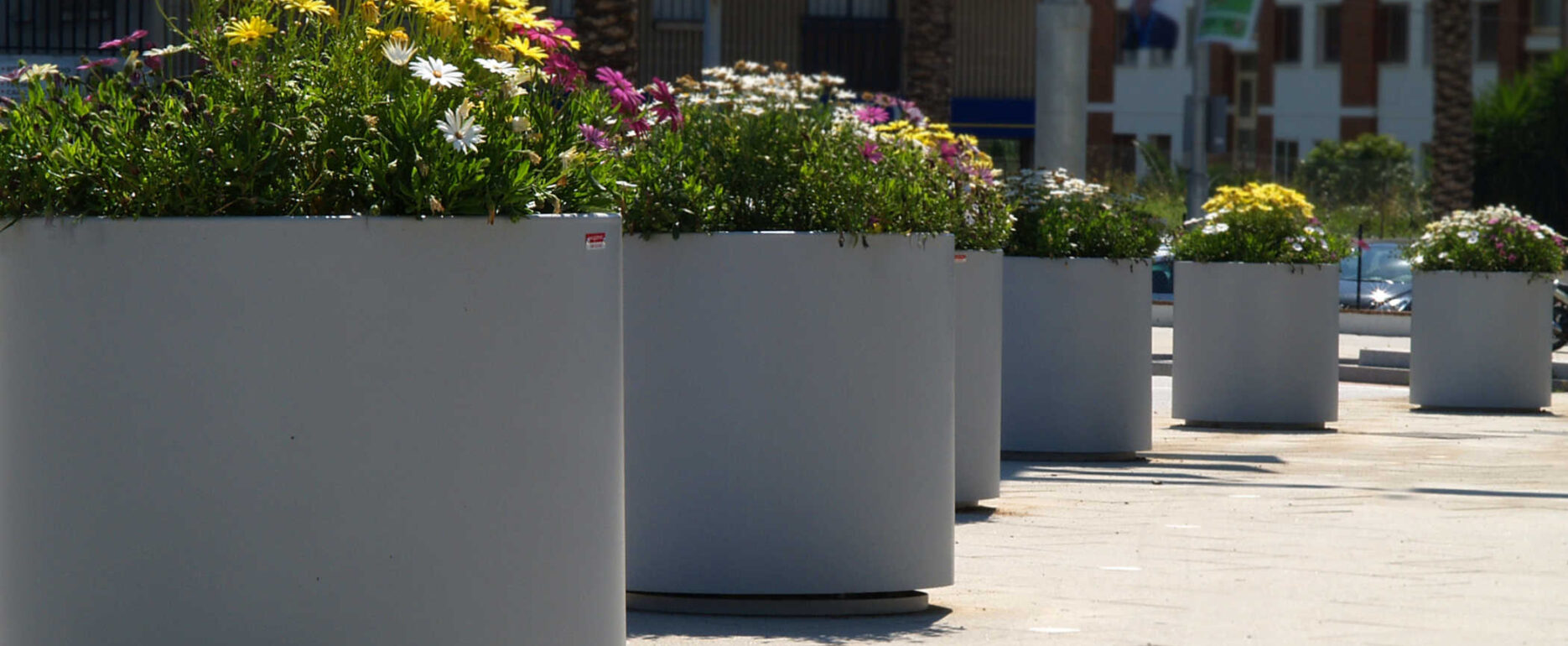 Jardinera ASTER para parques y espacios públicos