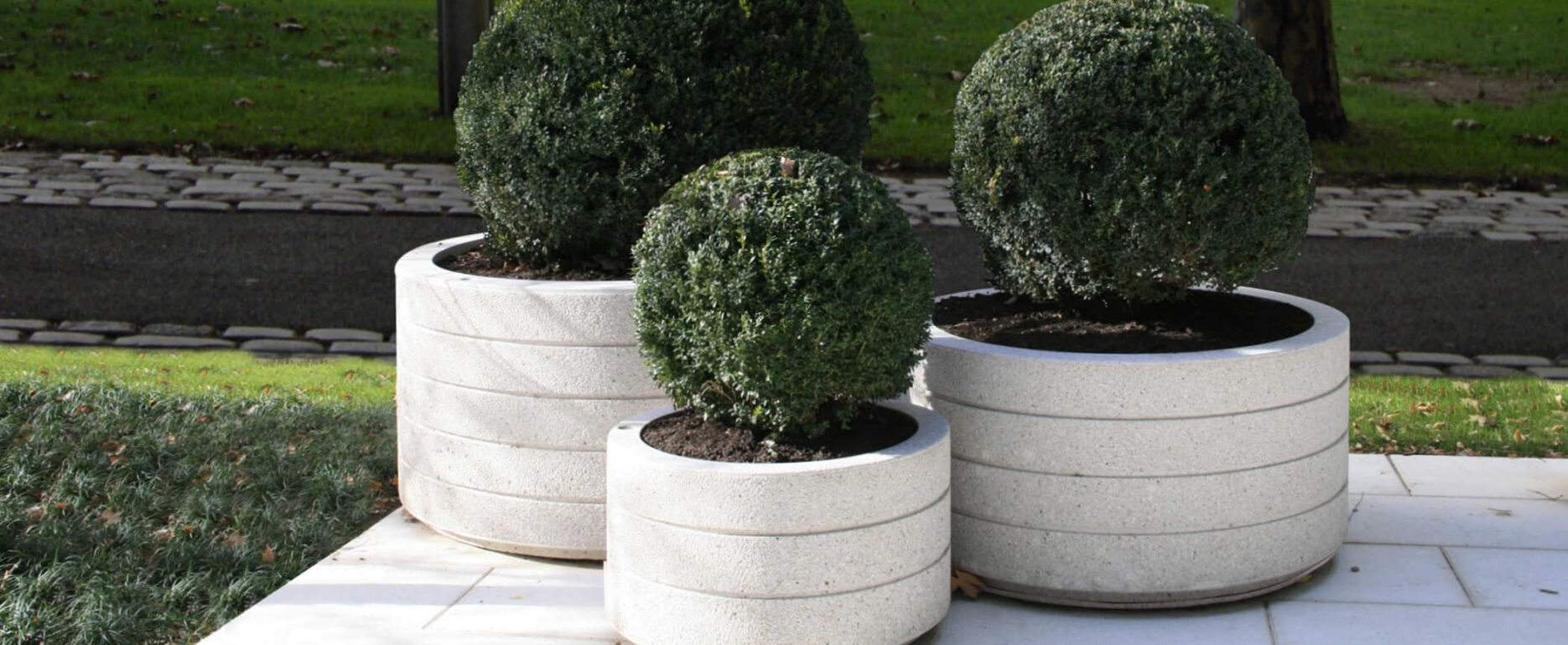 Jardinera ONICE para parques y espacios públicos